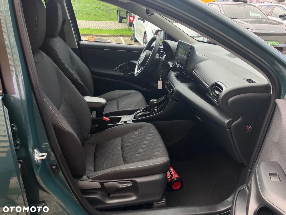 Toyota Yaris Hybrid 1.5 Style - 17