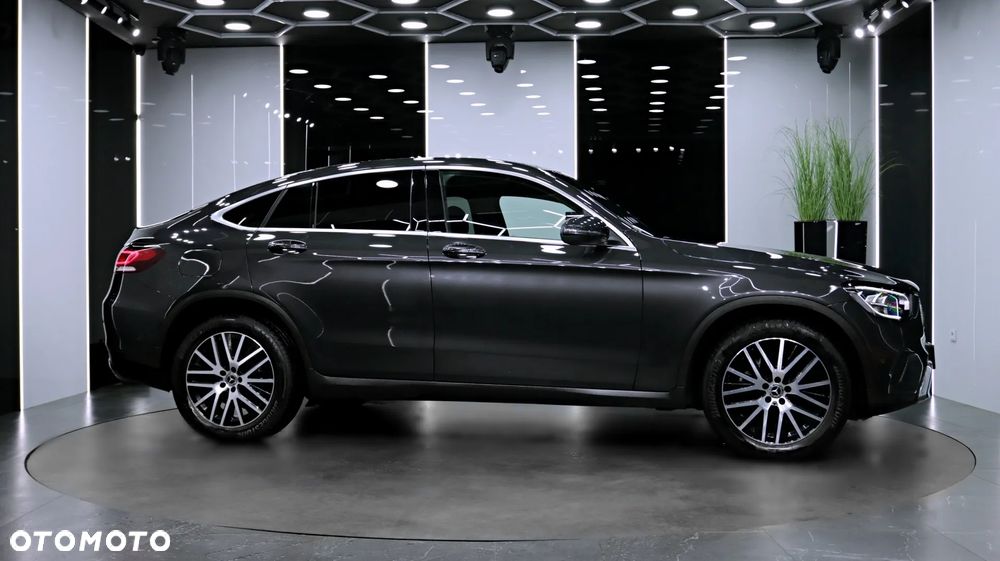 Mercedes-Benz GLC 200 4Matic 9G-TRONIC - 10