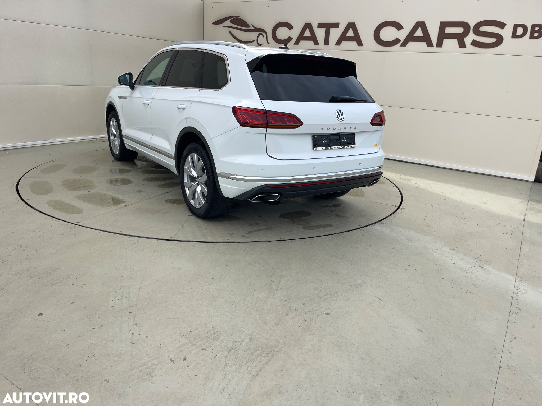 Volkswagen Touareg 3.0 V6 TDI 4Motion DPF Automatik Elegance - 10