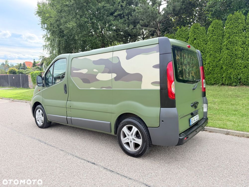 Opel Vivaro - 23