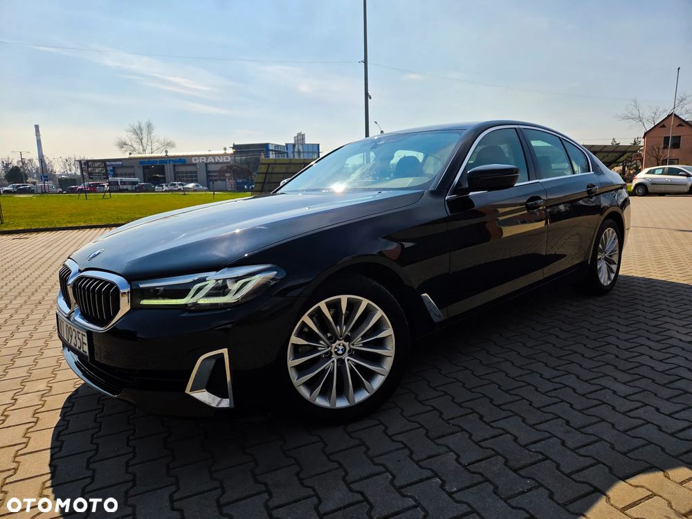 BMW Seria 5 520i Luxury Line sport - 17