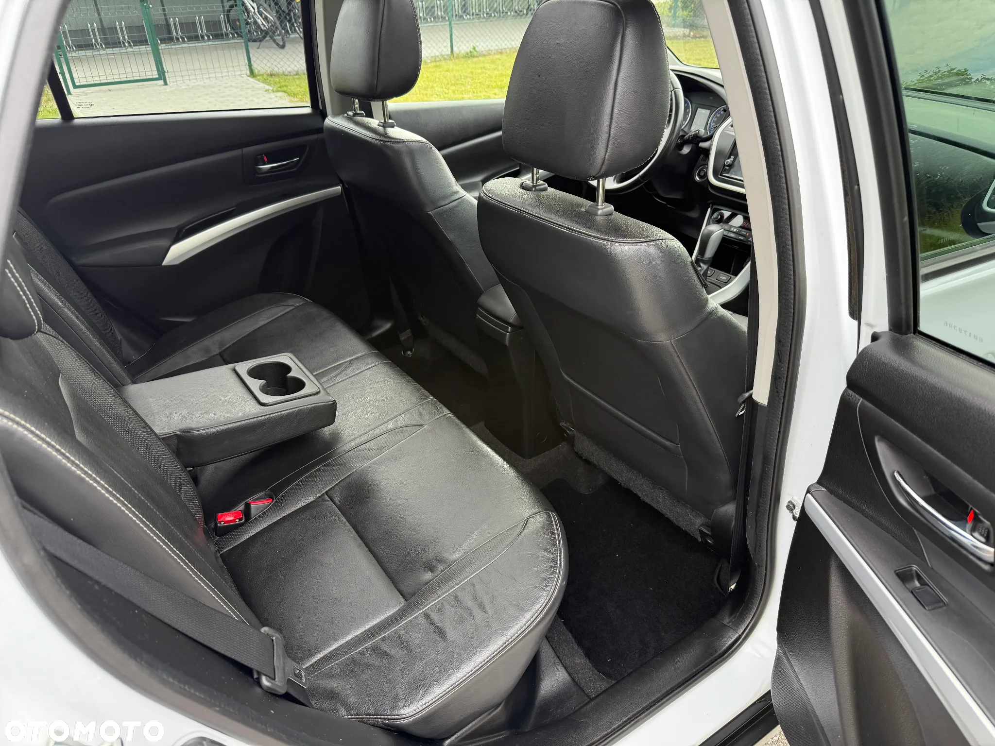 Suzuki SX4 S-Cross 1.6 Premium 4WD CVT - 13