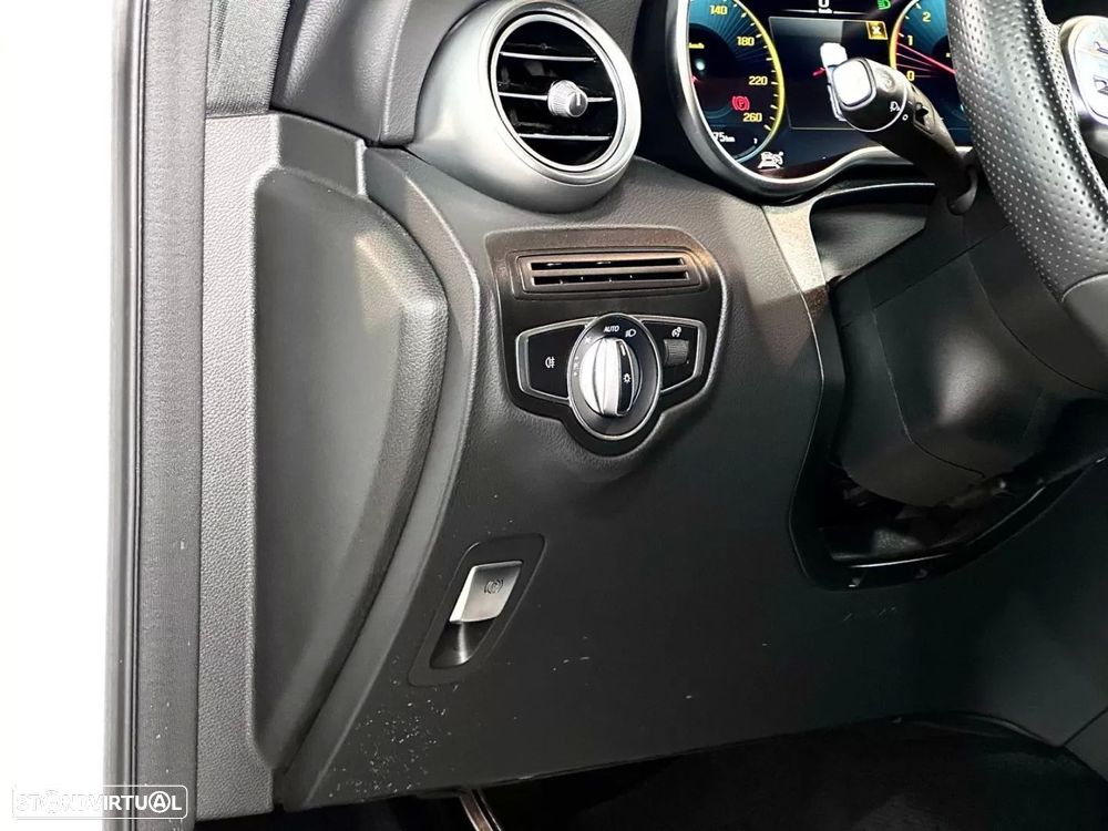 Mercedes-Benz GLC 300 de 4Matic 9G-TRONIC AMG Line - 20