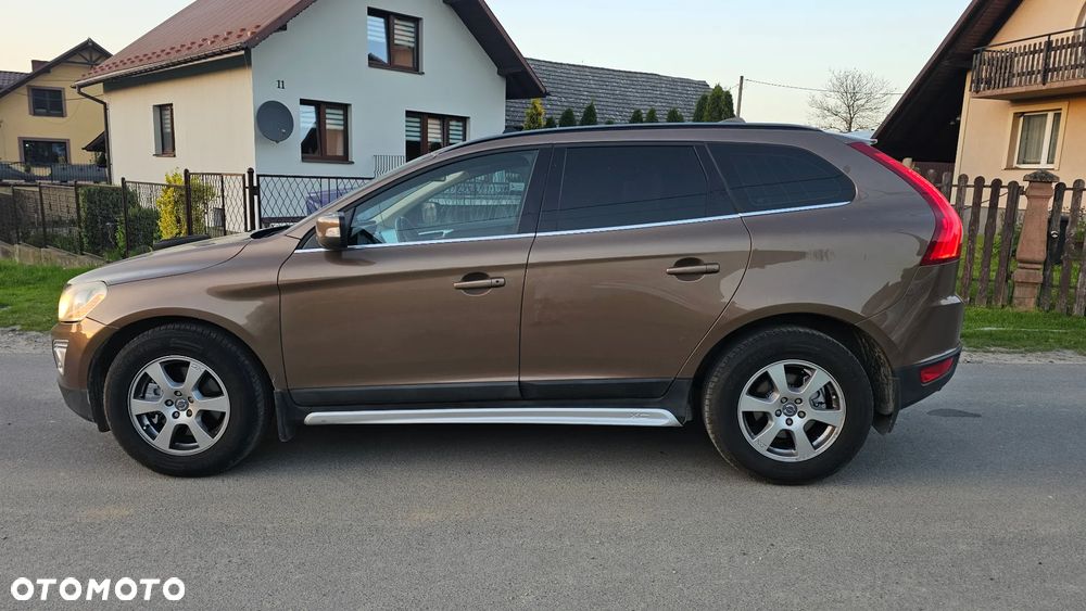 Volvo XC 60 - 2