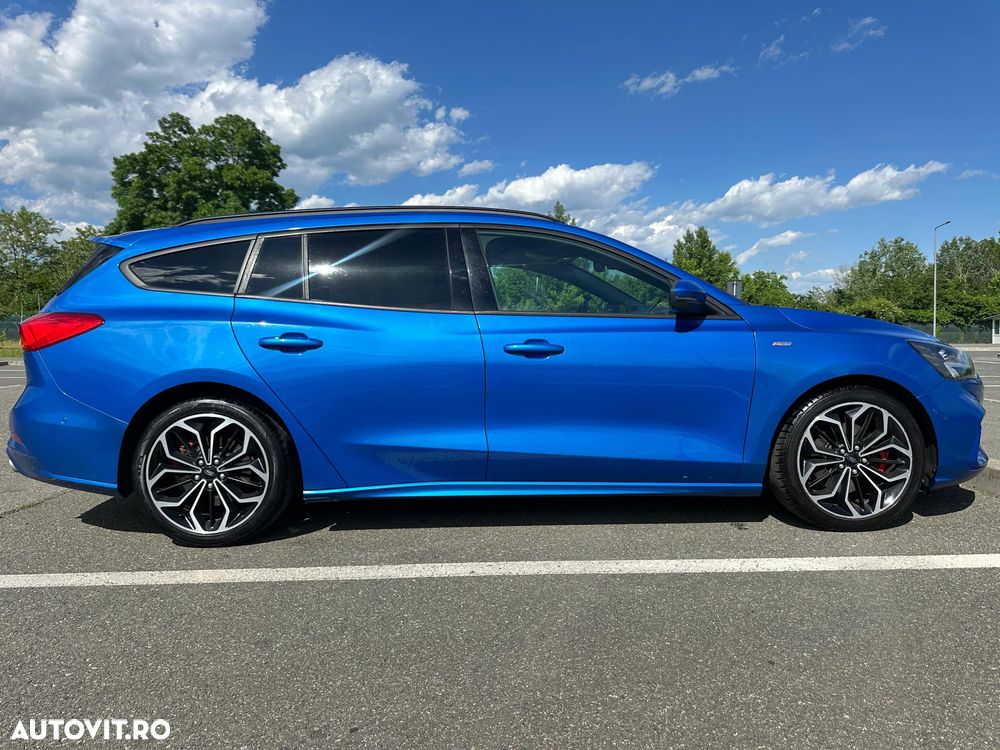 Ford Focus 1.5 EcoBoost ST-Line - 10