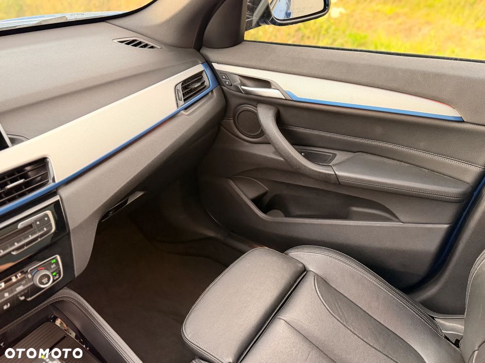 BMW X1 xDrive28i xLine - 19