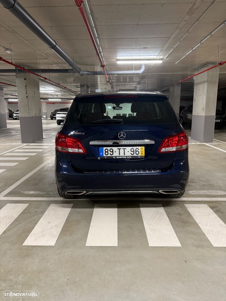 Mercedes-Benz B 180 - 7