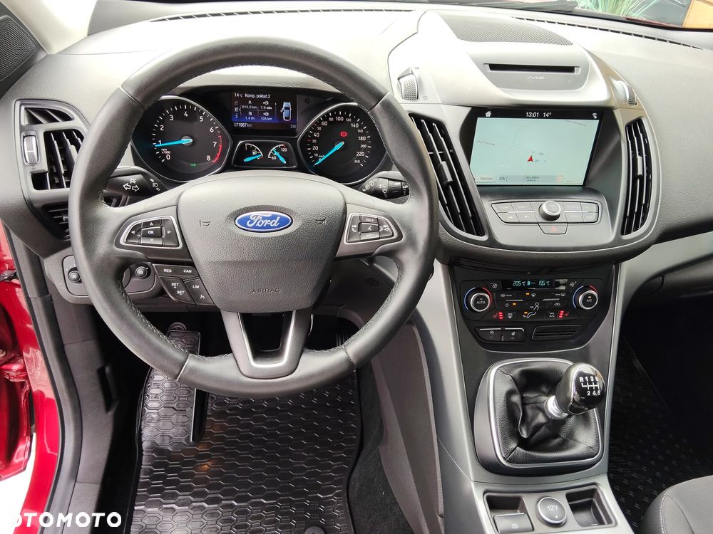 Ford Kuga 1.5 EcoBoost TITANIUM - 12