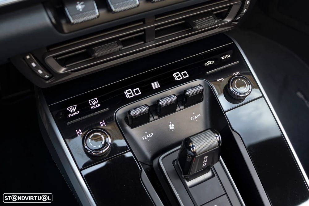 Porsche 911 (992) Carrera 4S PDK - 35