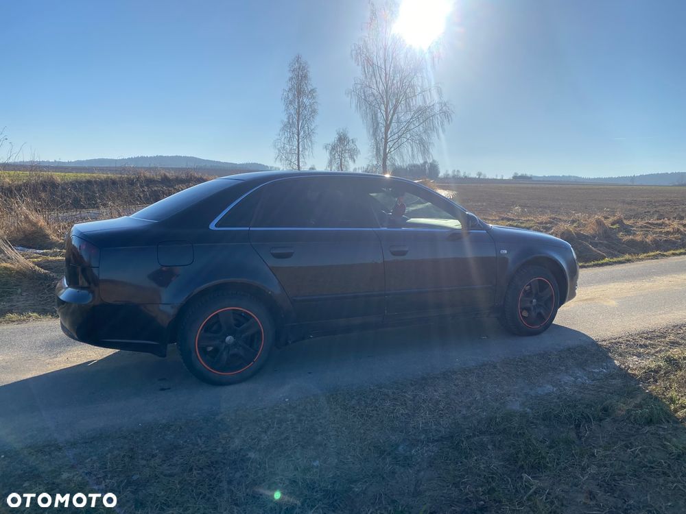 Audi A4 Limousine 2.0 TDI - 6
