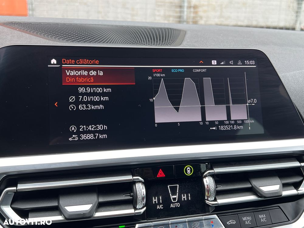 BMW Seria 3 320i Aut. Sport Line - 36