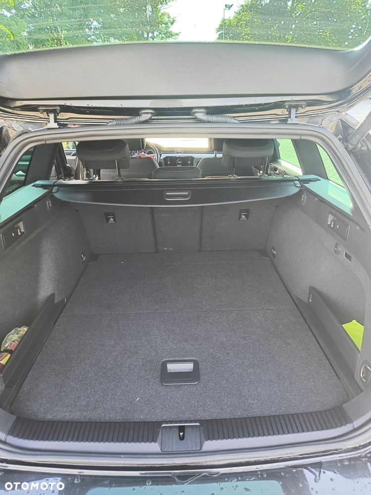 Volkswagen Passat 2.0 TDI SCR Business DSG - 12