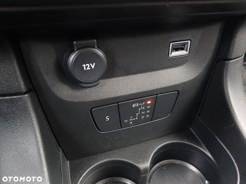 Citroën C3 Pure Tech 110 S&S EAT6 MAX - 21