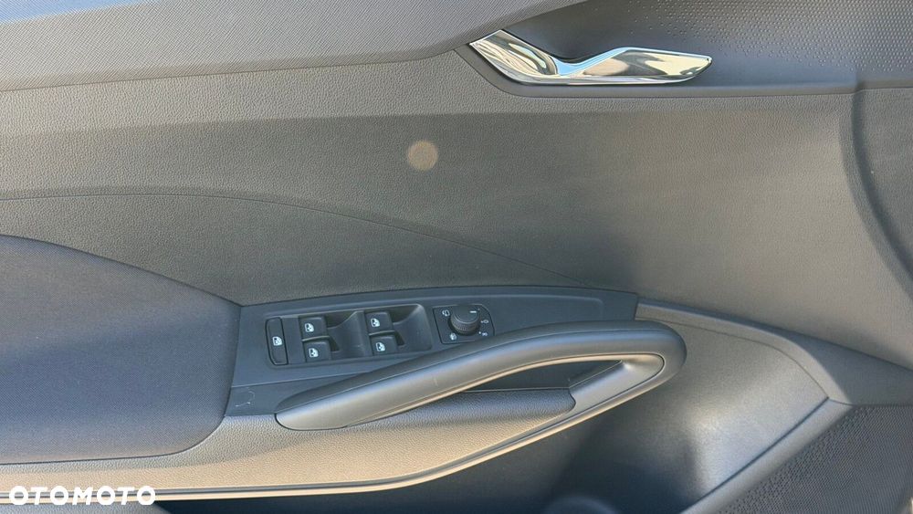 Skoda Fabia 1.0 TSI Selection DSG - 9