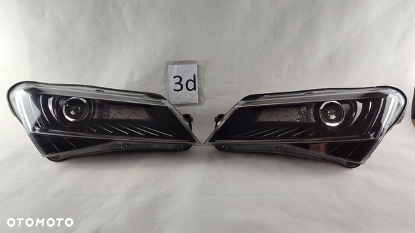 SKODA SUPERB III 3 3V1 XENON LEWY PRAWY SKRĘTNY REFLEKTOR LAMPA LEWA PRAWA