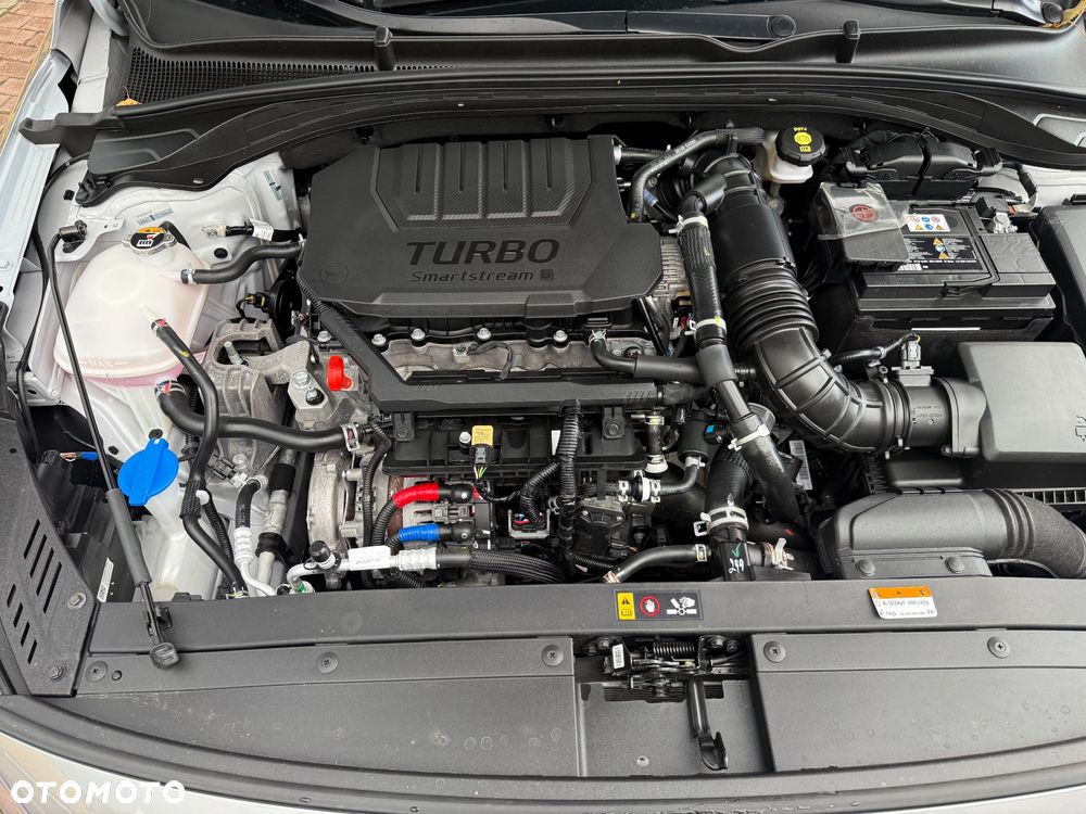 Hyundai i30 Kombi 1.5 T-GDI 48V-Hybrid Intro - 18