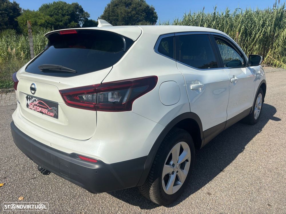 Nissan Qashqai 1.5 dCi N-Connecta - 26