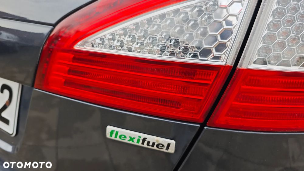 Ford Mondeo 2.0 FF Titanium - 38