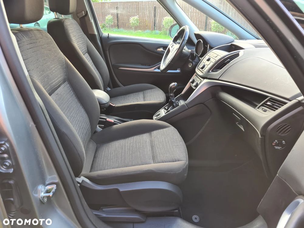 Opel Zafira Tourer 1.8 Style - 20