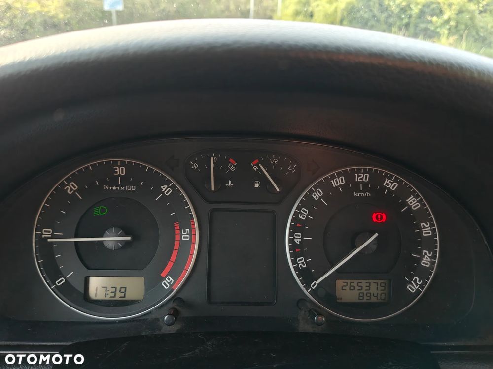 Skoda Superb 1,9 TDI Exclusive - 24