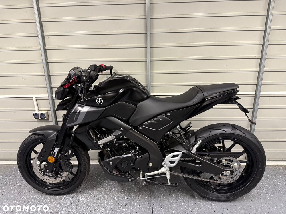 Yamaha MT - 12