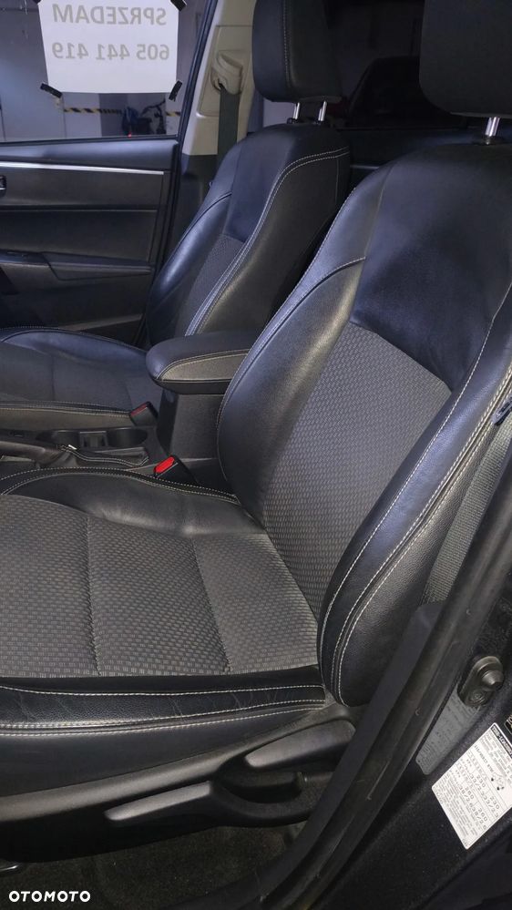 Toyota Corolla 1.6 Prestige MS - 6