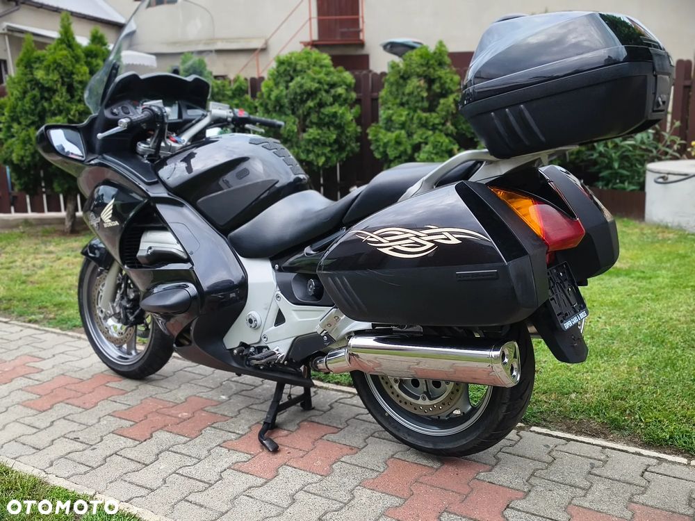 Honda ST - 22