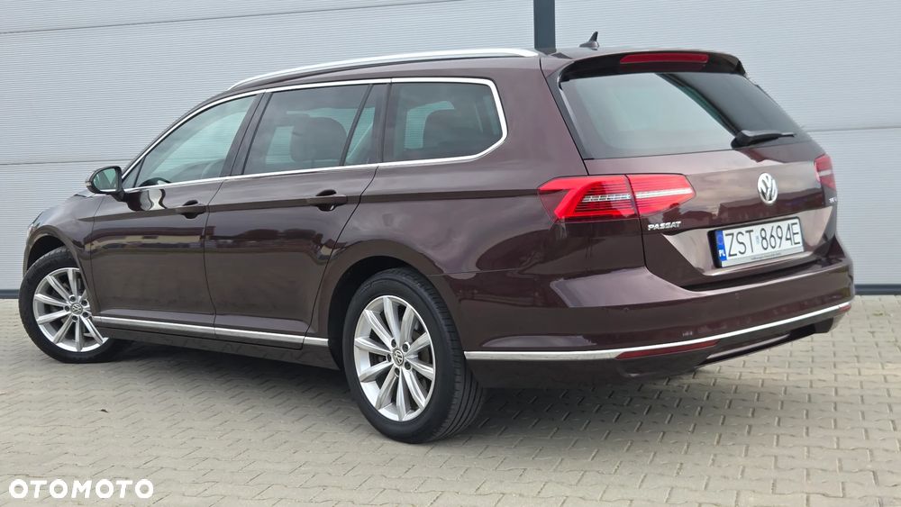 Volkswagen Passat Variant 2.0 TDI DSG (BlueMotion Technology) Highline - 25