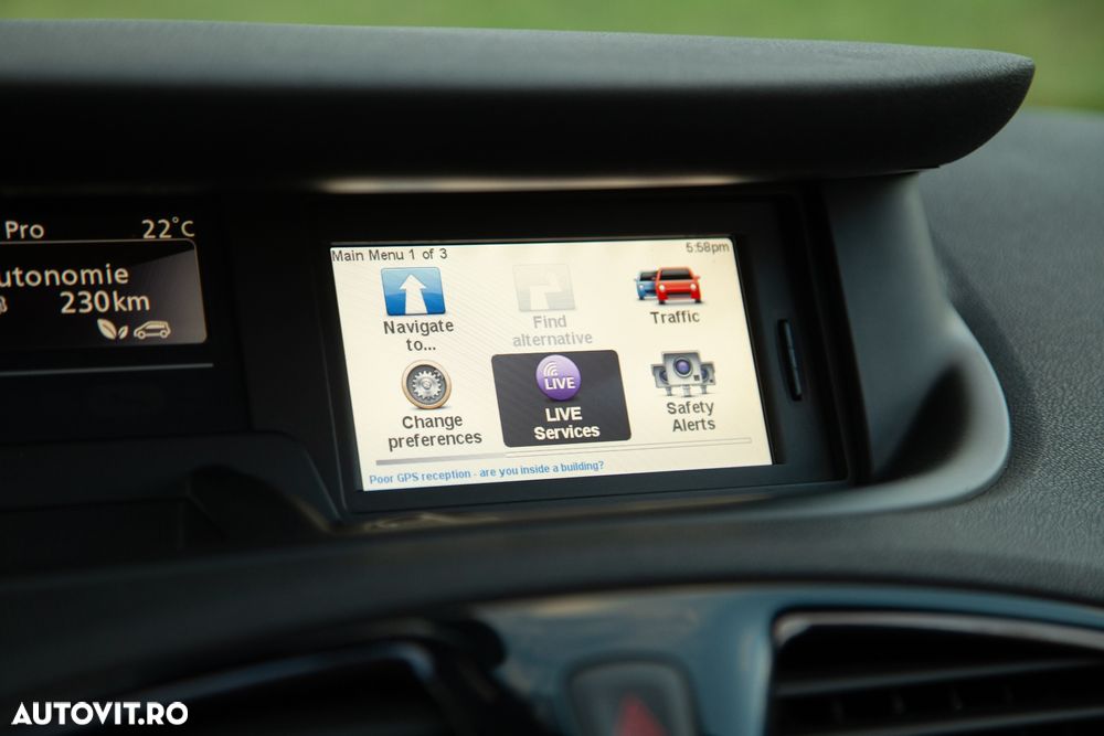 Renault Grand Scenic - 28