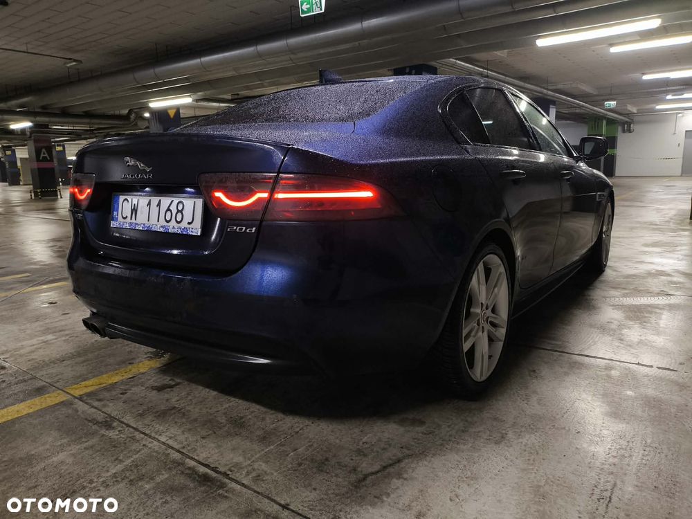 Jaguar XE 20d AWD R-Sport - 15