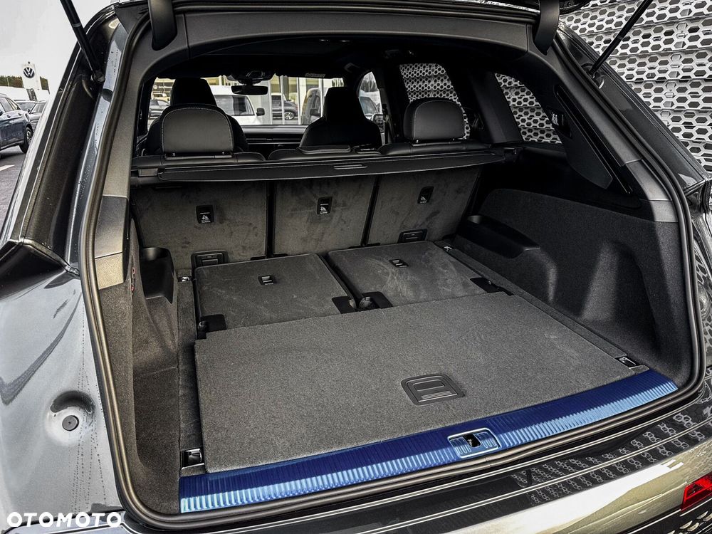 Audi Q7 - 8