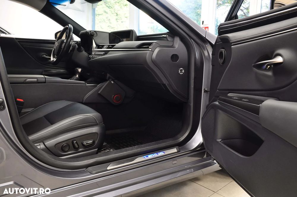 Lexus Seria ES 300h Executive - 5