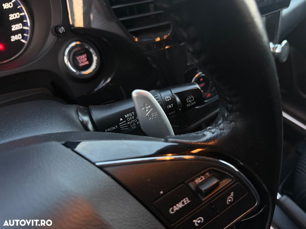 Mitsubishi Outlander - 19