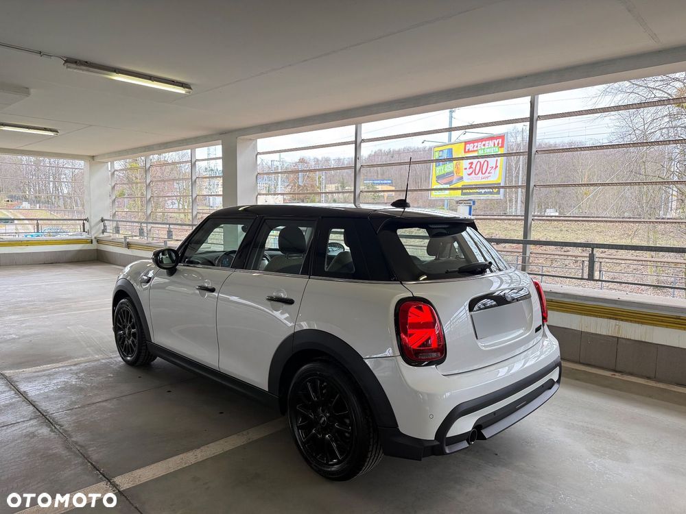 MINI Cooper Standard - 7