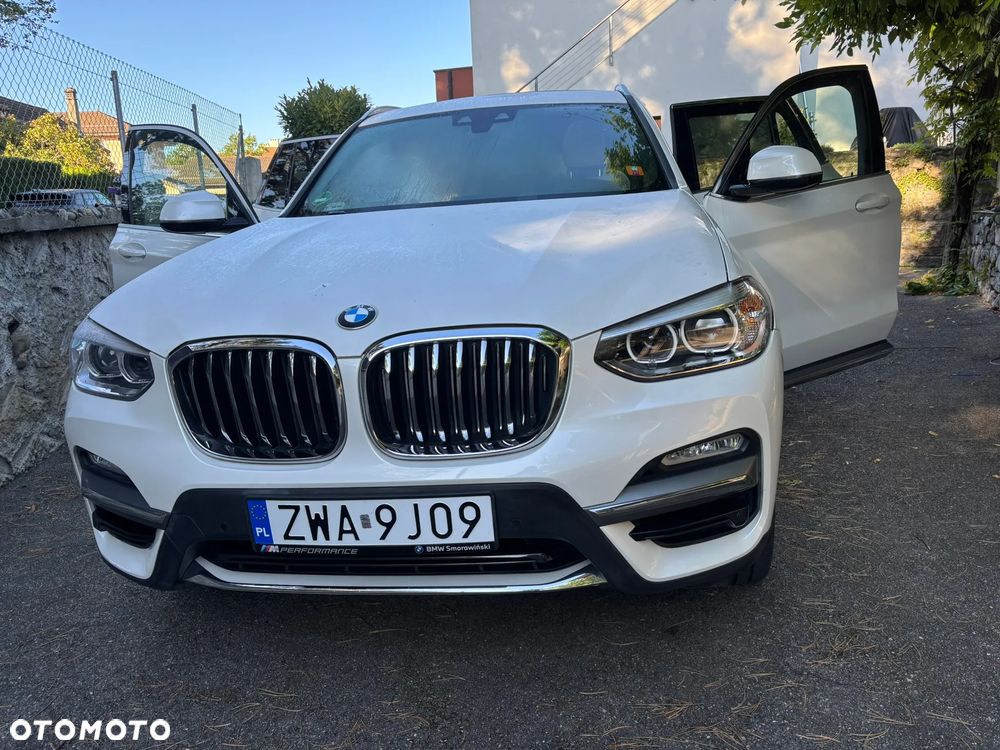 BMW X3 xDrive30i Luxury Line - 7