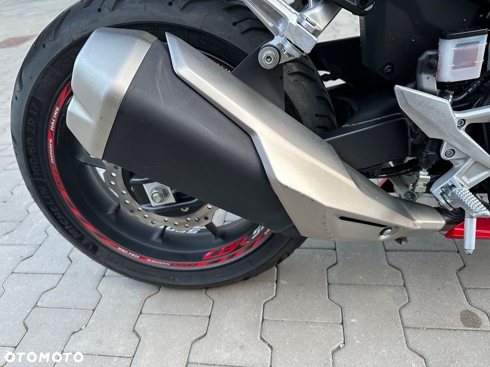 Honda CBR - 9
