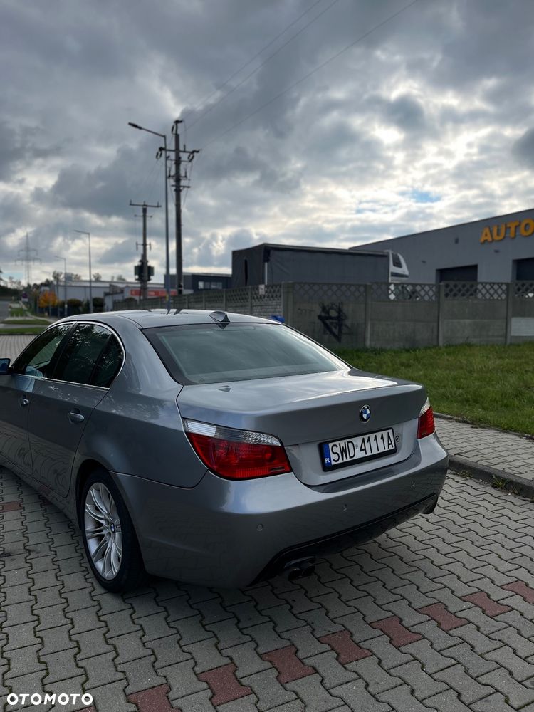 BMW Seria 5 520i - 3