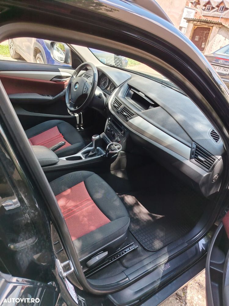 BMW X1 sDrive18d - 13