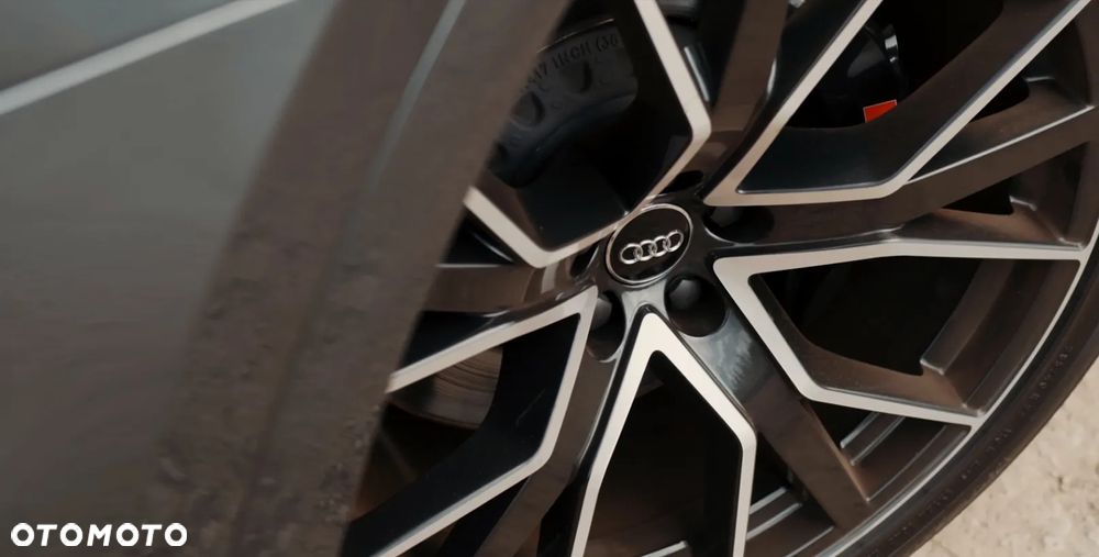 Audi SQ8 TFSI quattro tiptronic - 12