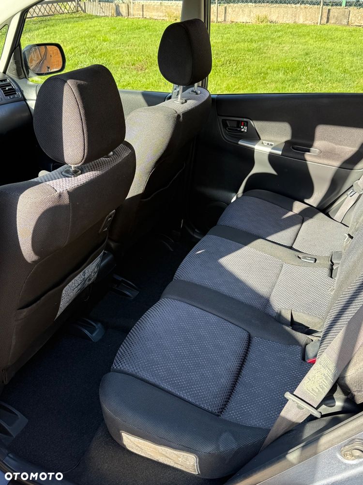 Toyota Corolla Verso 1.8 Sol - 6