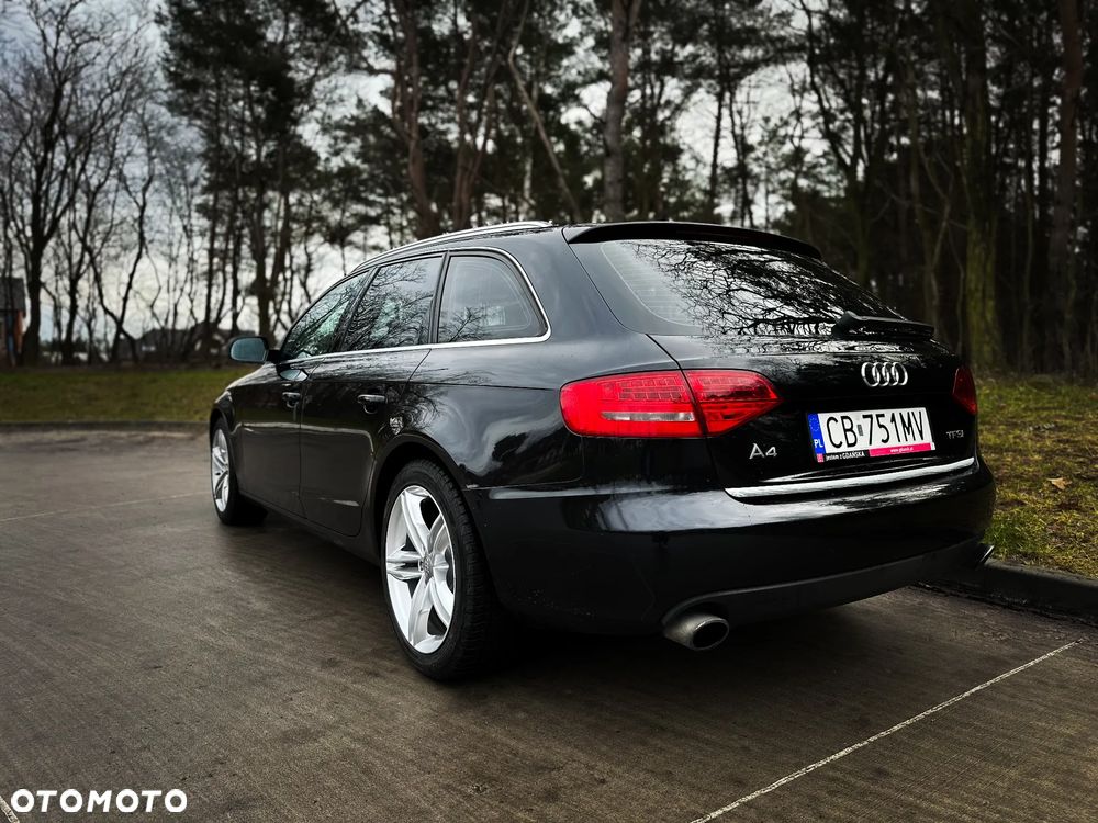 Audi A4 Avant - 4