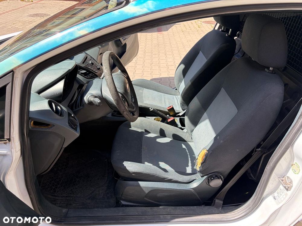 Ford FIESTA - 11