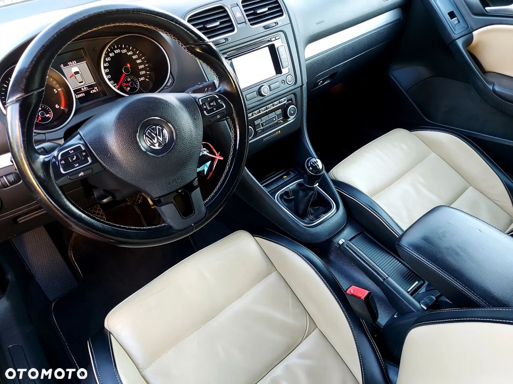 Volkswagen Golf Cabrio 2.0 TDI BlueMotion Technology Exclusive - 36