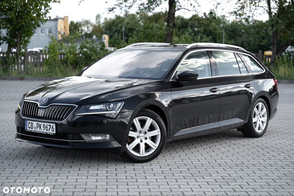 Skoda Superb 2.0 TDI Sportline - 1