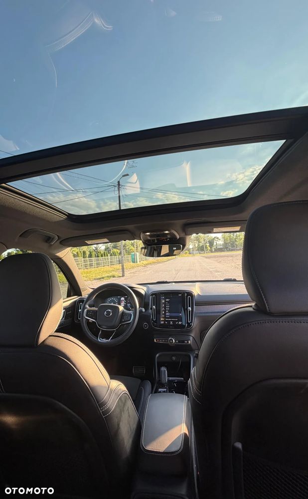 Volvo XC 40 T5 AWD R-Design - 22