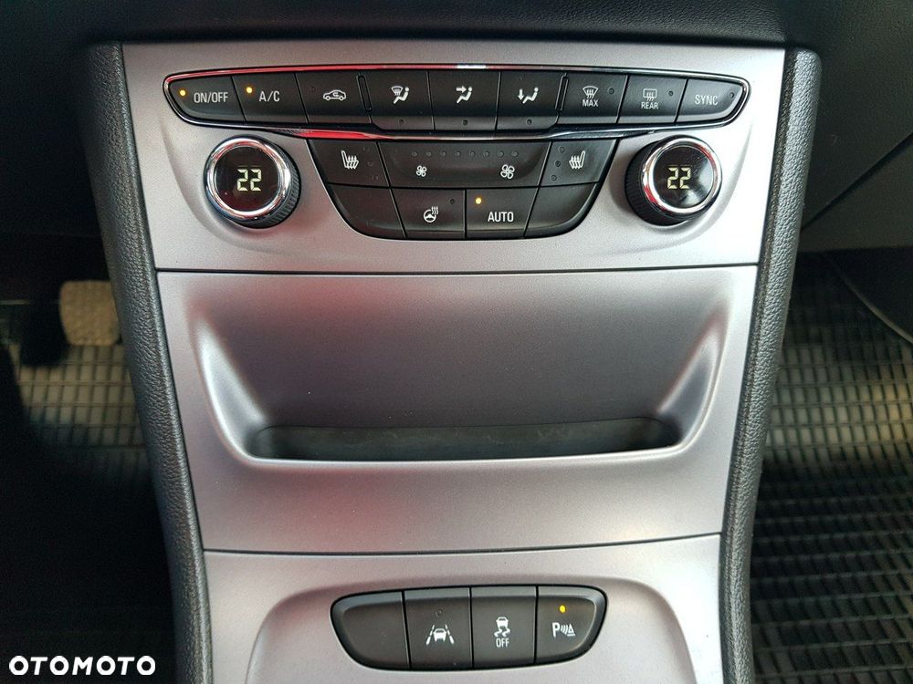 Opel Astra 1.4 Turbo Edition - 19