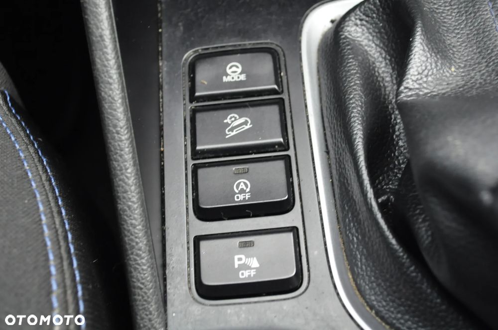 Hyundai Tucson 1.7 CRDI BlueDrive Comfort 2WD - 17