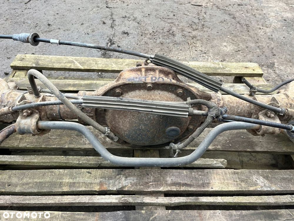 DODGE NITRO 2.8CRD AUTOMAT MOST TYŁ BDB STAN - 7