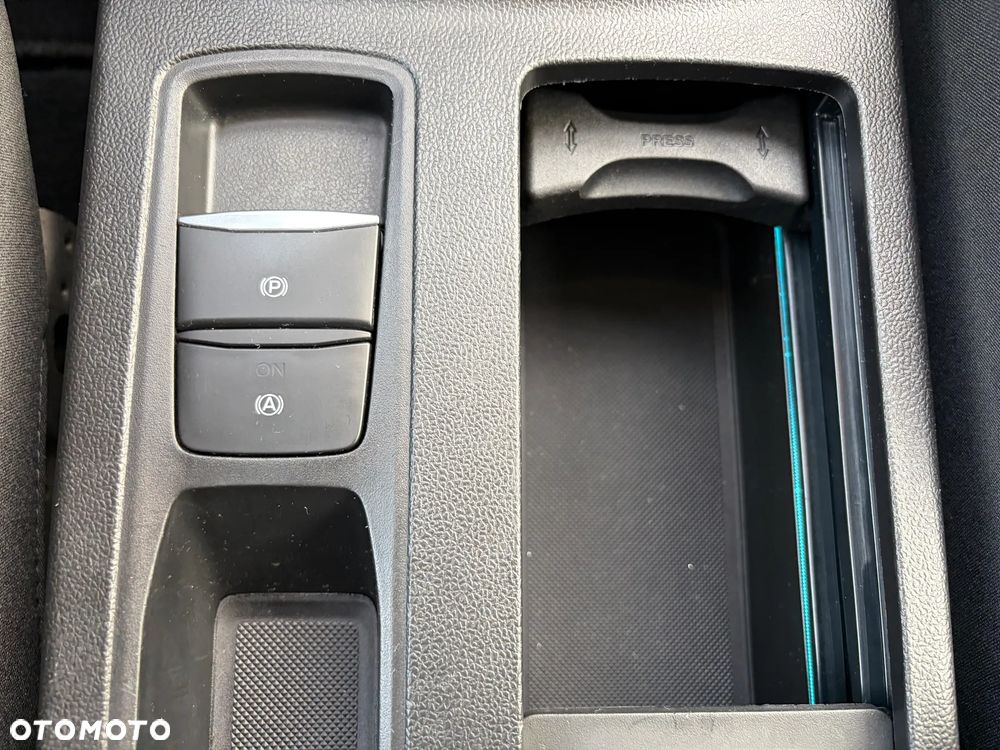 Ford Focus SW 1.0 EcoBoost Trend Edition - 23