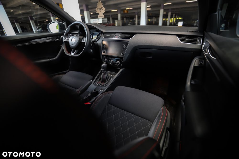 Skoda Octavia 2.0 TSI GPF RS 245 - 20